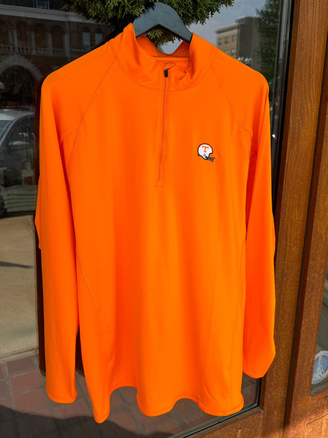 Volunteer Traditions Helmet Sport Pullover