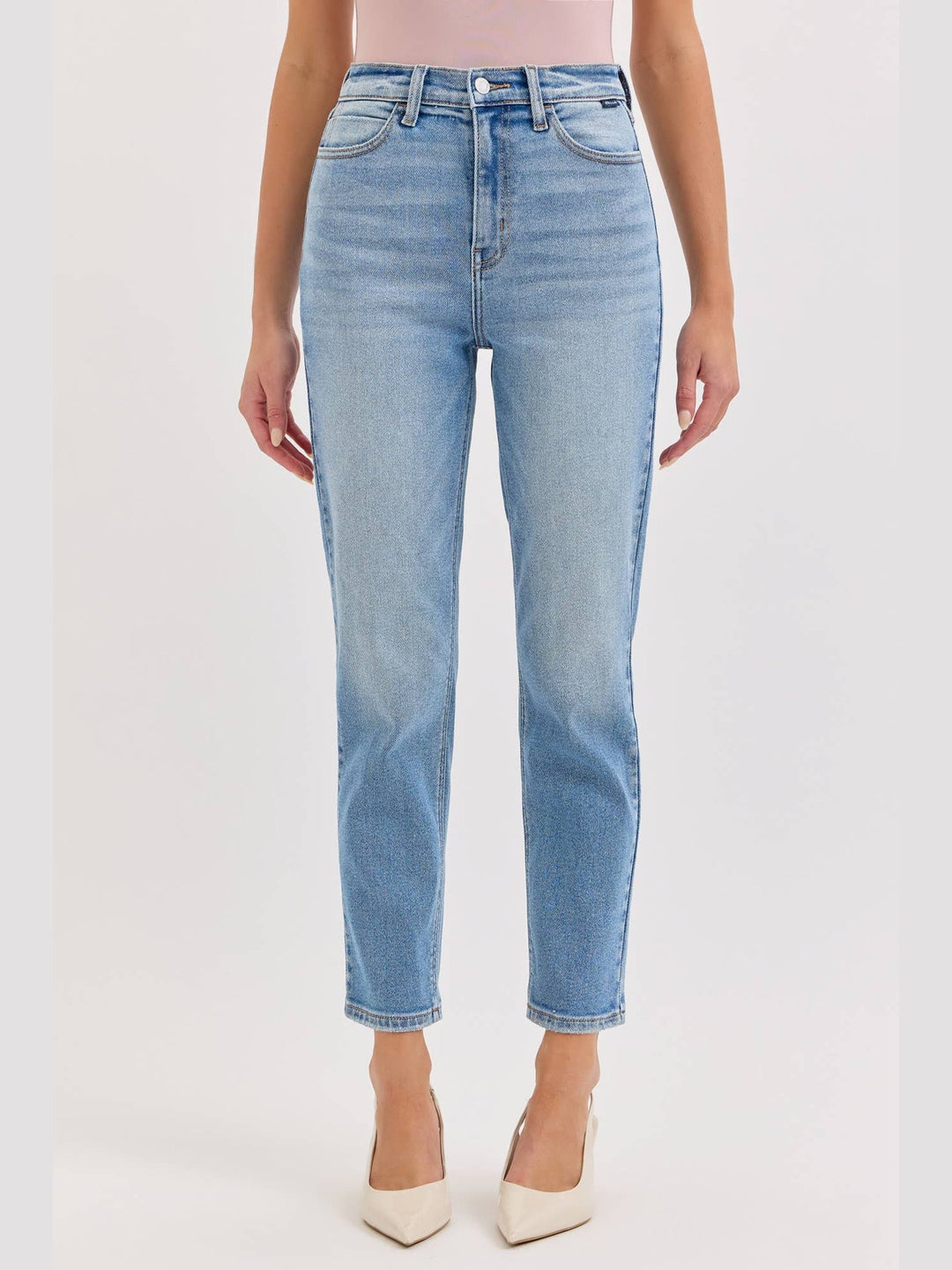 High Rise Mom Jean- Light Wash