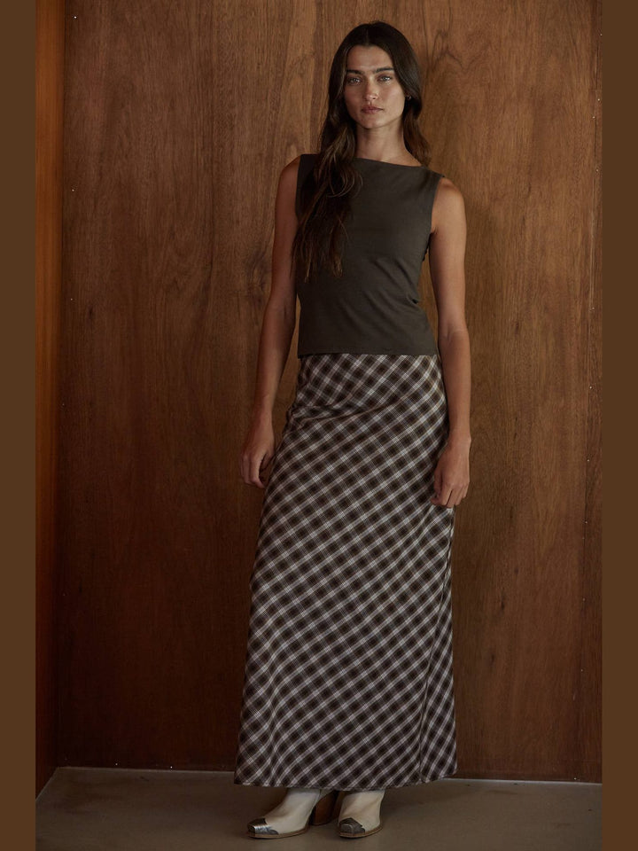 Knit Cotton Spandex Boat Neck Sleeveless Top