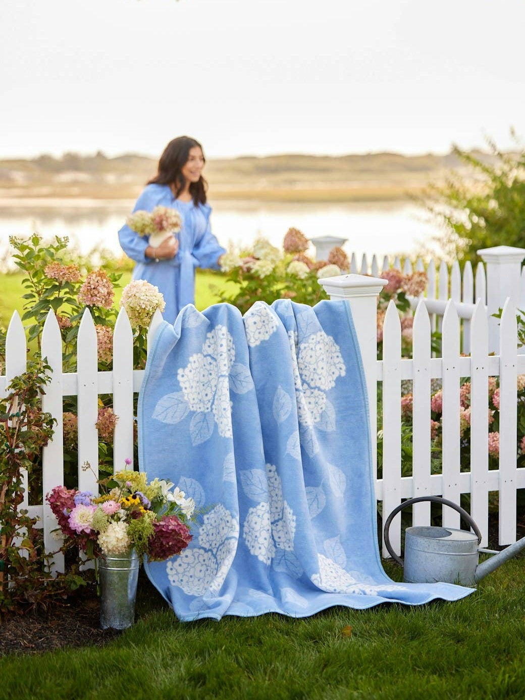 Hydrangeas Bluebell Blanket