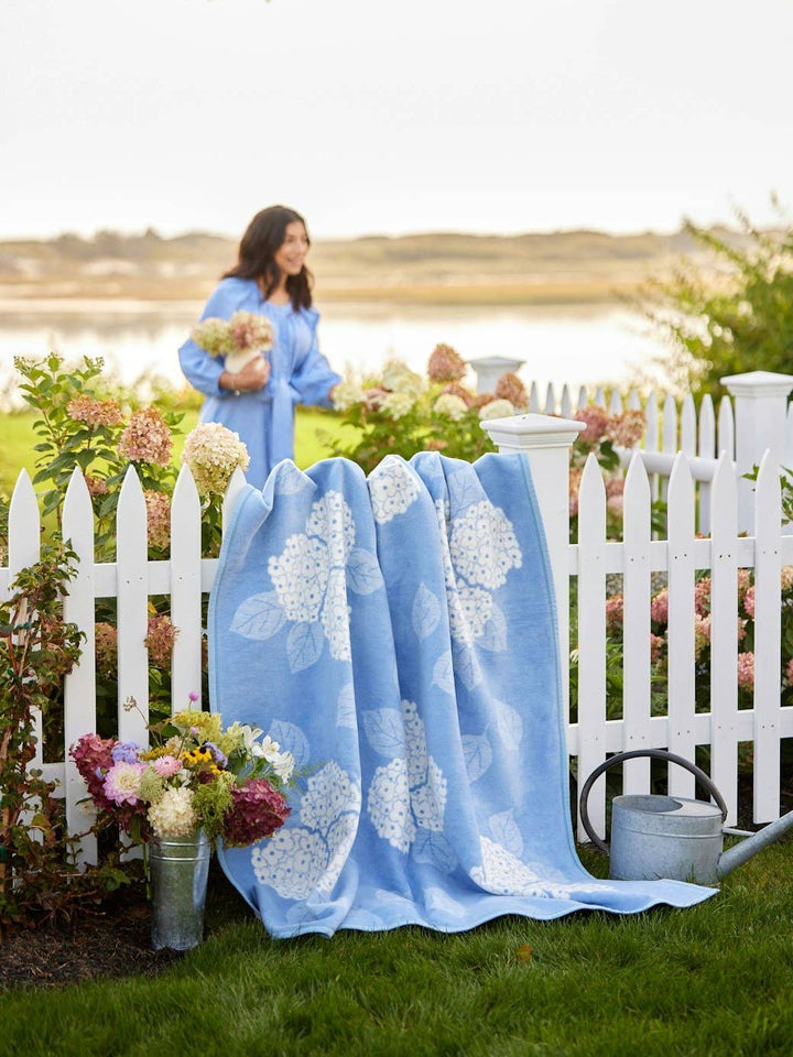 Hydrangeas Bluebell Blanket
