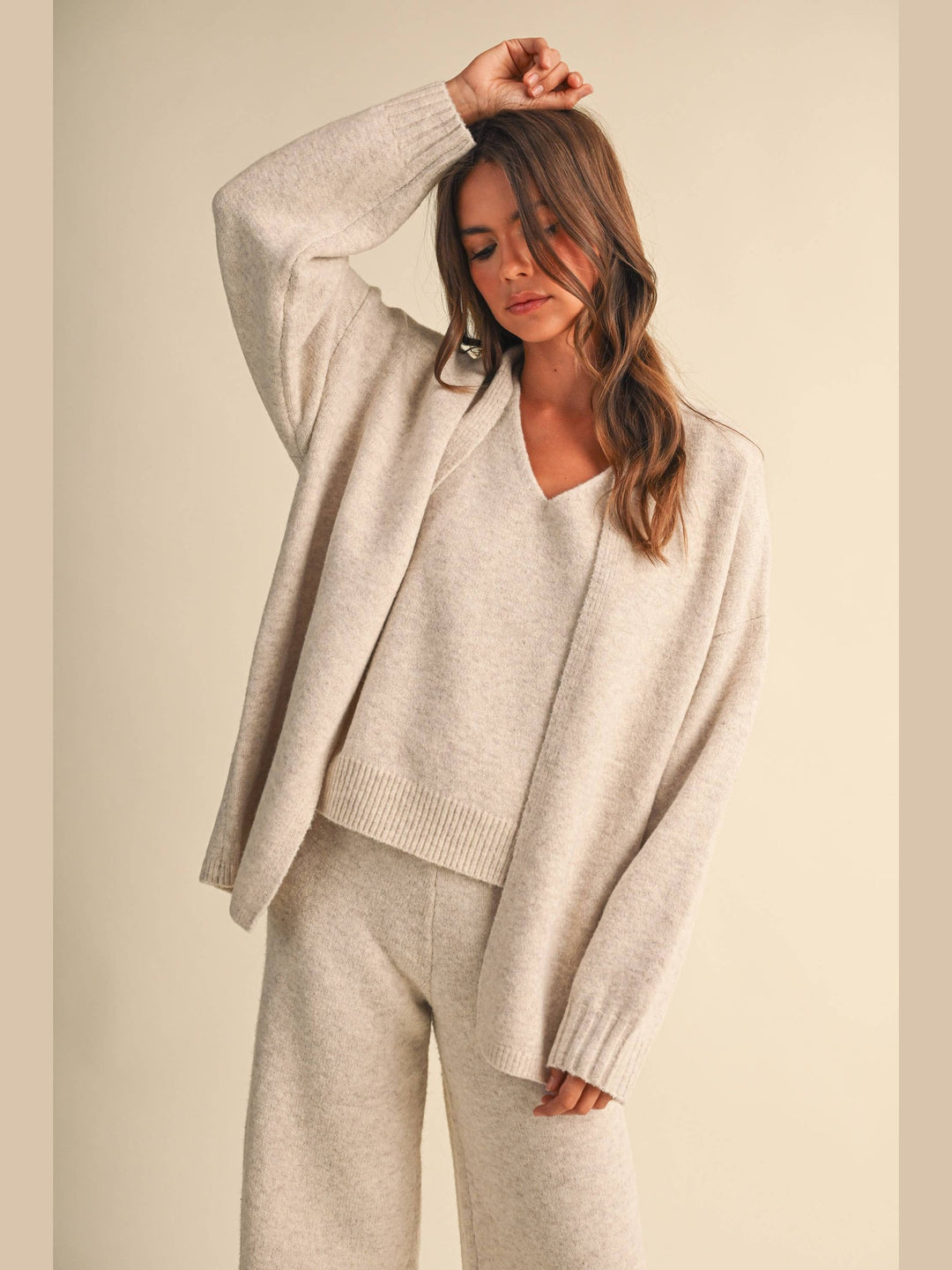 V-NECK SLEEVELESS TOP WITH LONG-SLEEVED CARDIGAN & PANTS