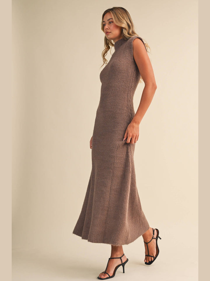 SLEEVELESS TURTLENECK SWEATER MIDI DRESS