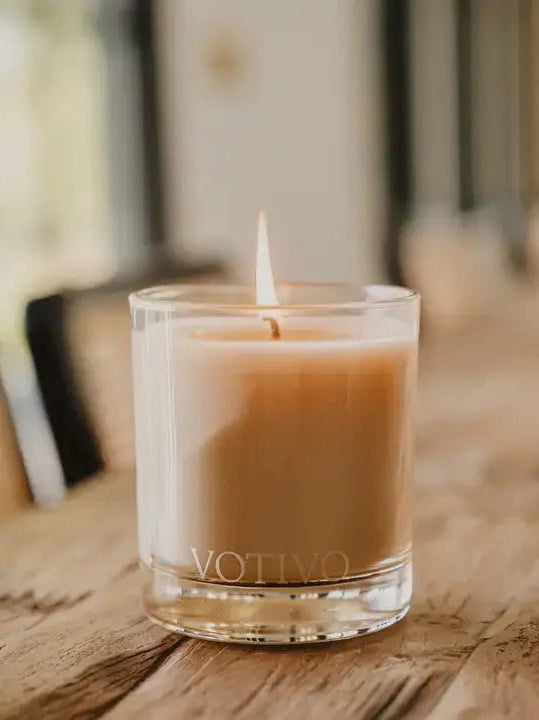 Votivo Red Currant- 10oz Signature Candle