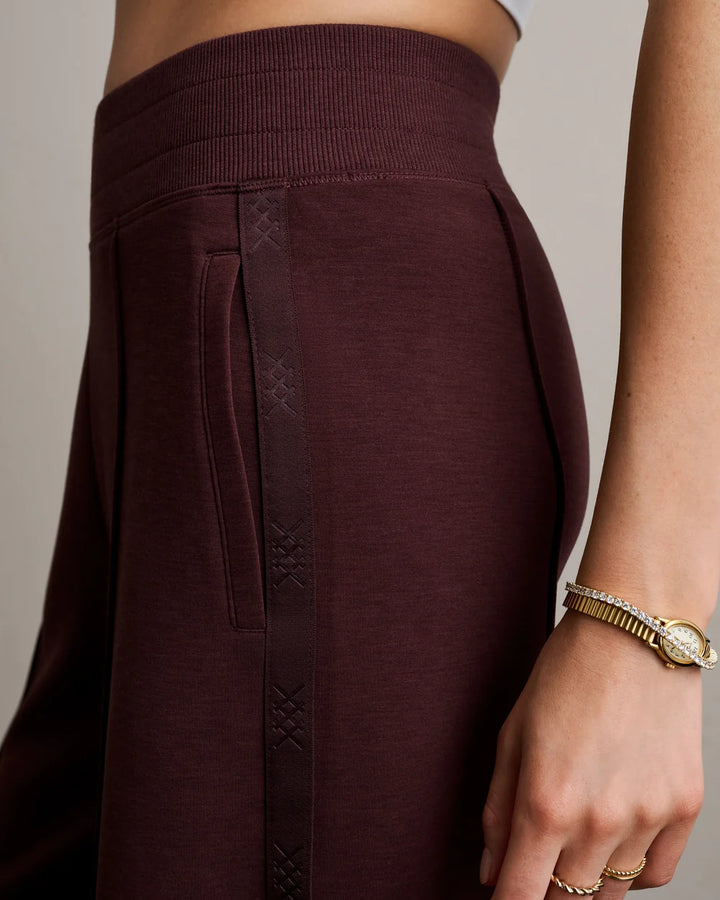 Rhone DreamGlow Trouser - Cherry Bark