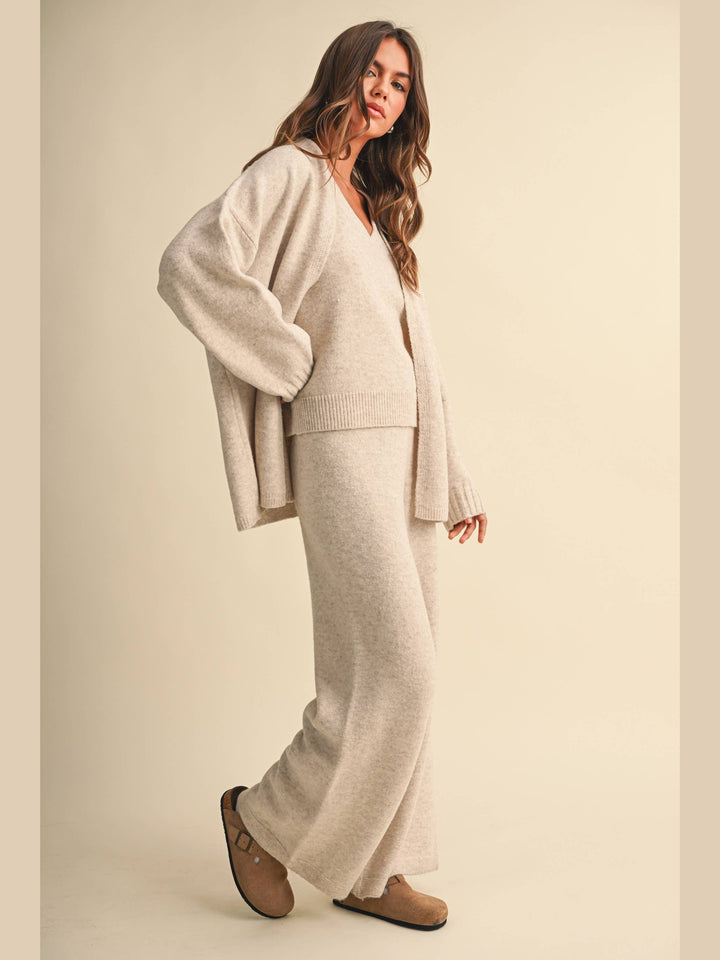 V-NECK SLEEVELESS TOP WITH LONG-SLEEVED CARDIGAN & PANTS