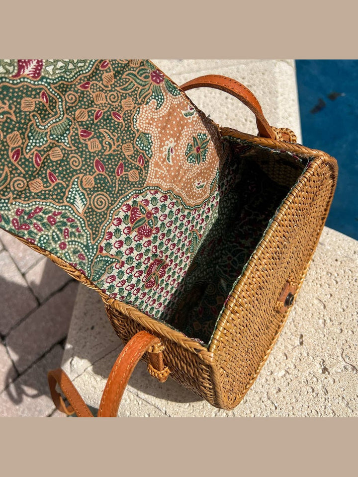 Ata Vine Saddle Bag Crossbody Bag