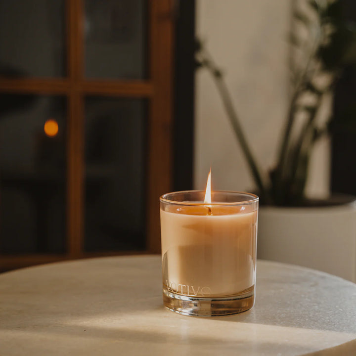 10oz Signature Candle - White Tea & Bergamot