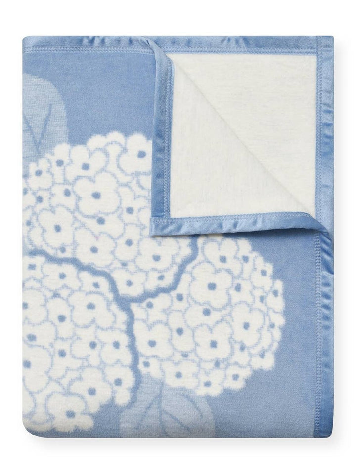 Hydrangeas Bluebell Blanket
