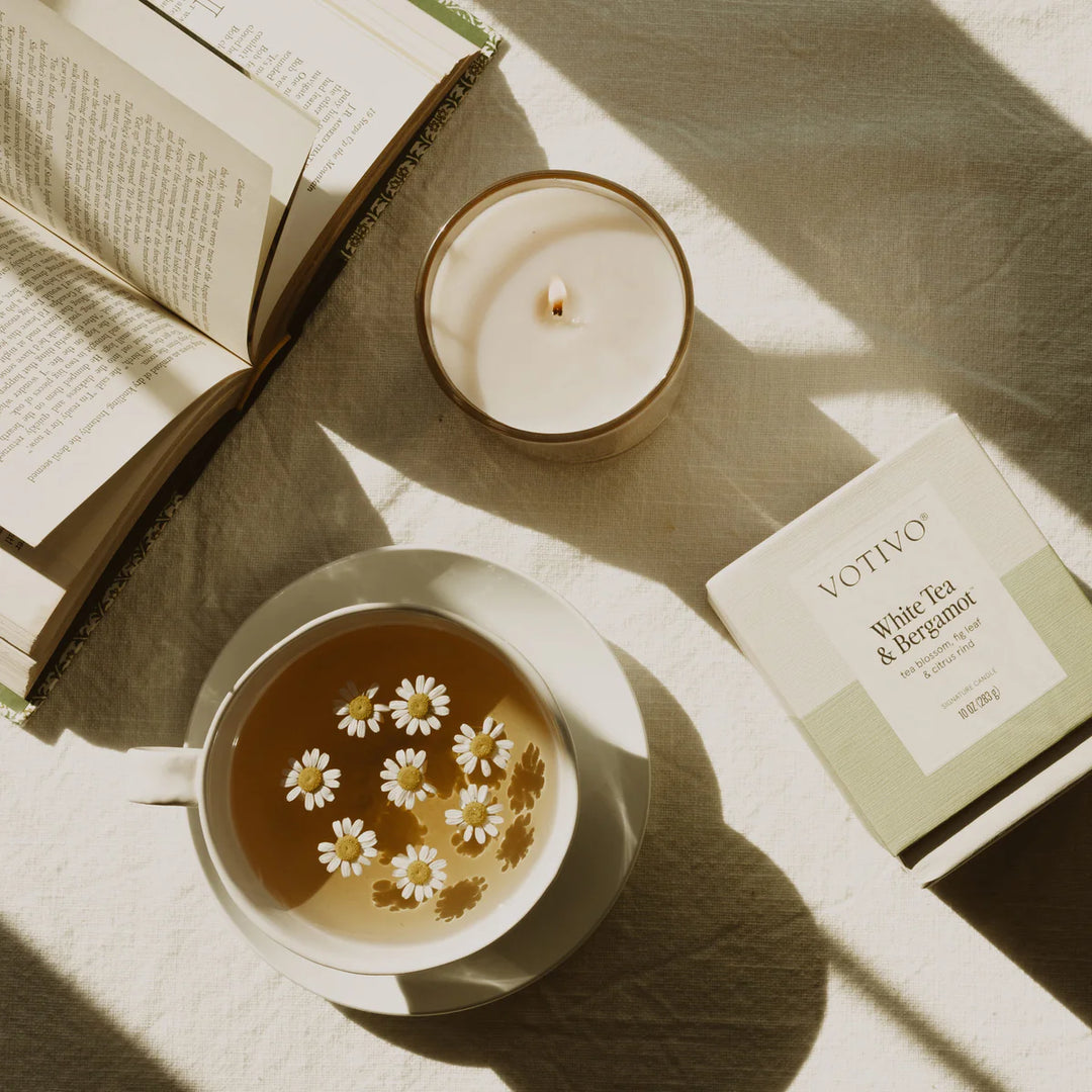 10oz Signature Candle - White Tea & Bergamot