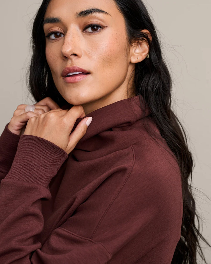 Rhone DreamGlow Mock Neck - Cherry Bark