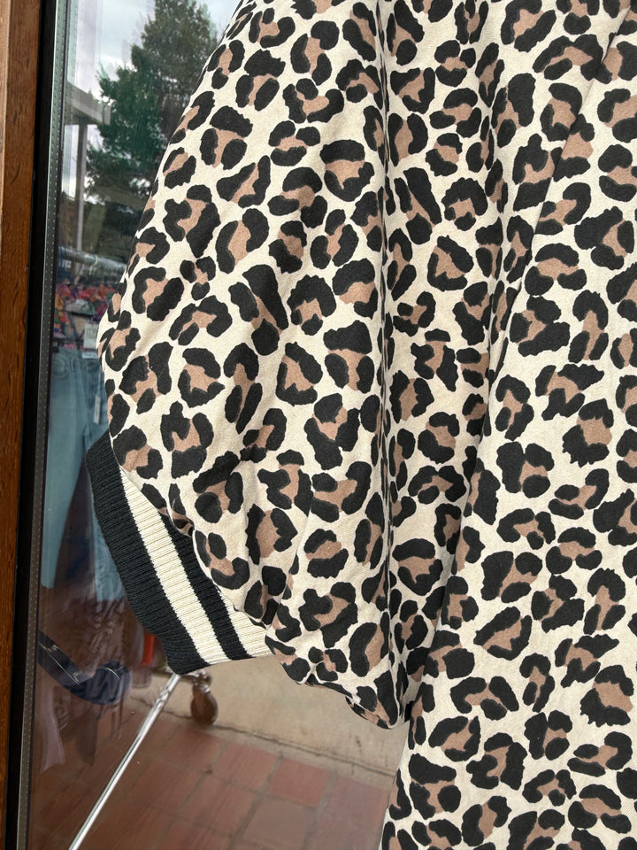 Entro Leopard Balloon Sleeve Zip Blouse