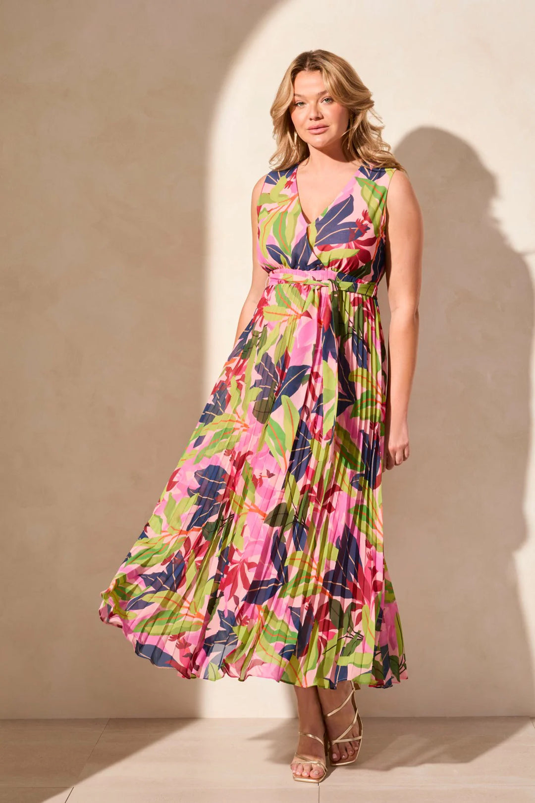 Tribal Sleeveless Plisse' Maxi Dress - Teaberry