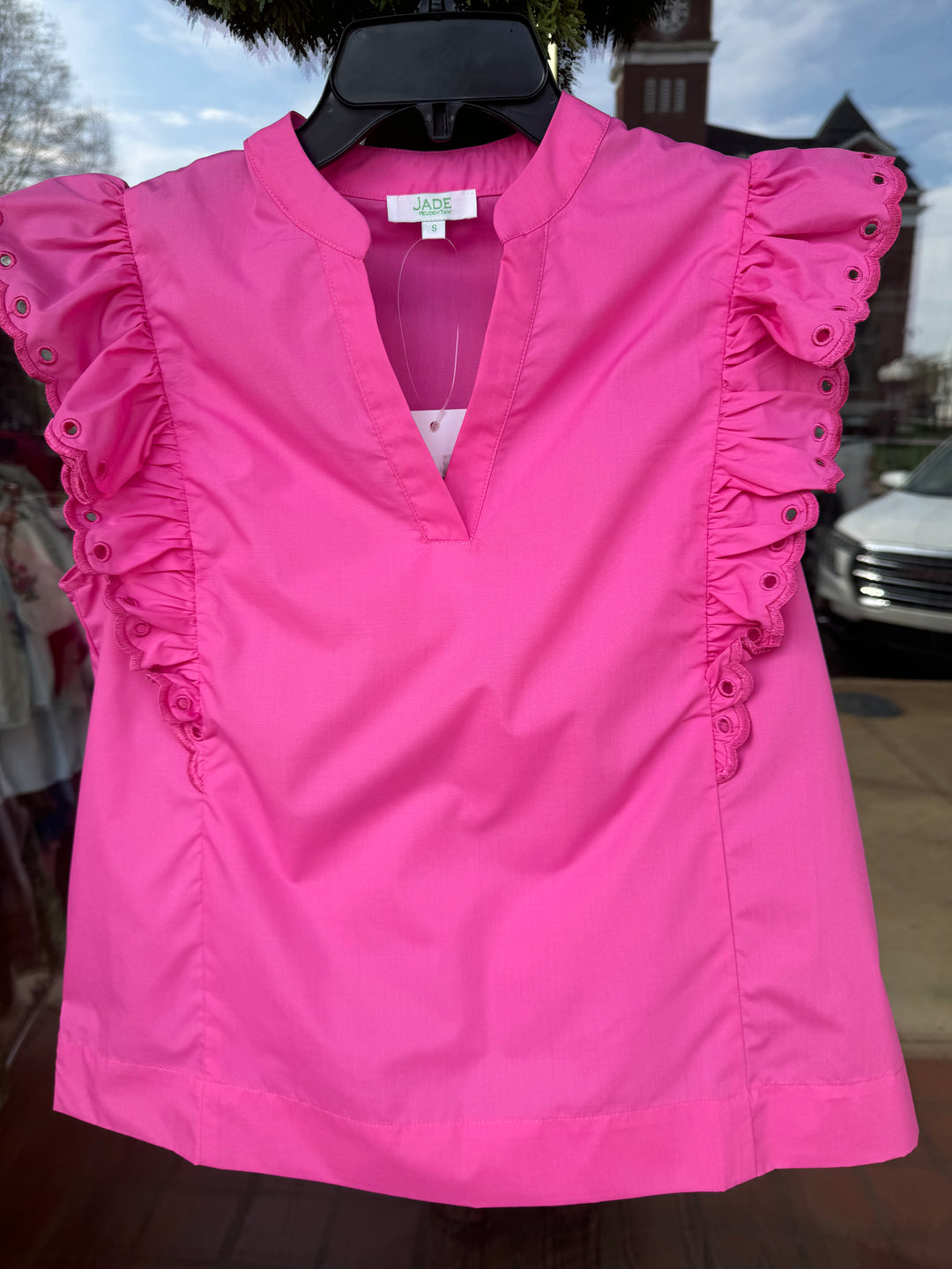 Jade Pink Scallop Trim Shell