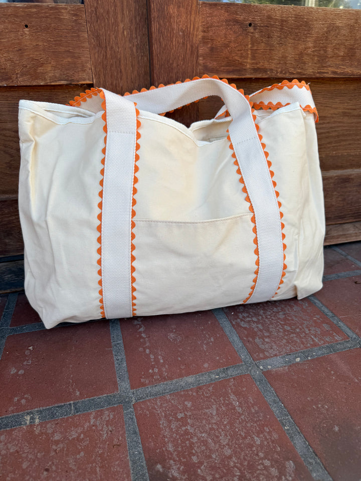 Tennessee Scalloped Boat Bag