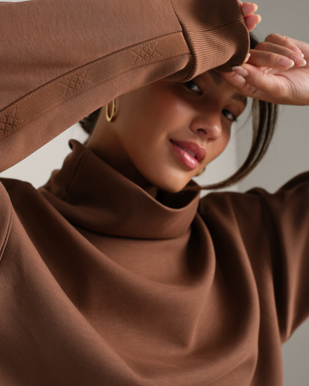 Rhone Dreamglow Mock Neck- Chestnut Brown