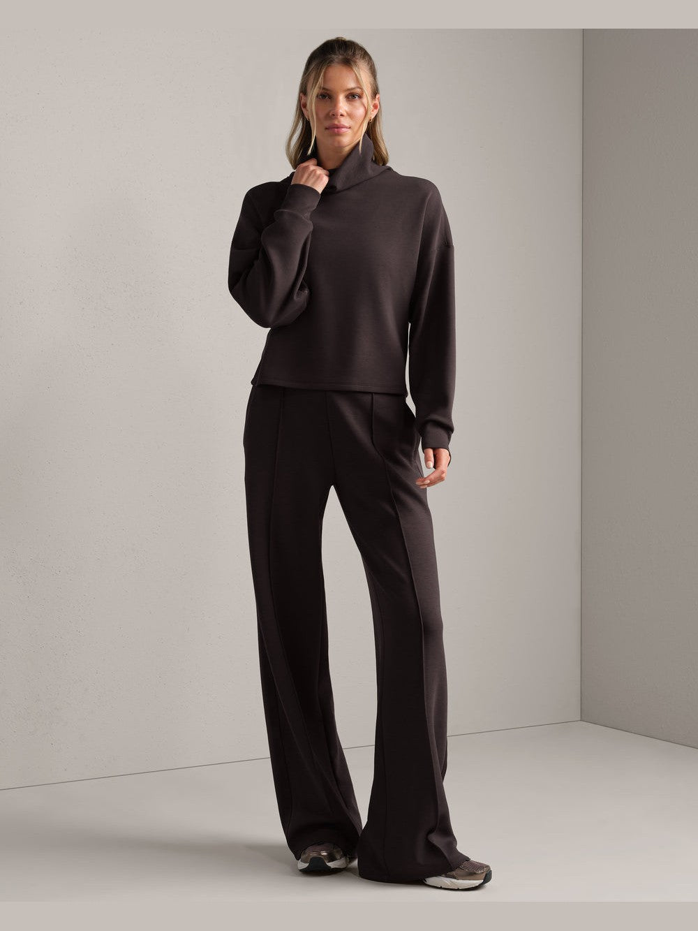 Rhone DreamGlow Mock Neck- Dark Espresso