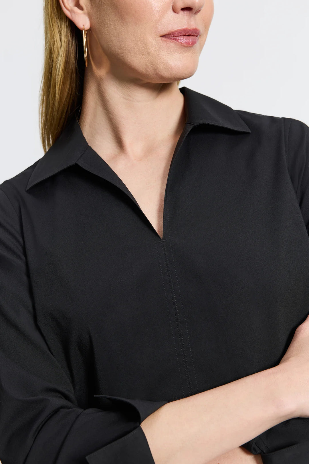 Foxcroft Agnes Popover Shirt - Black
