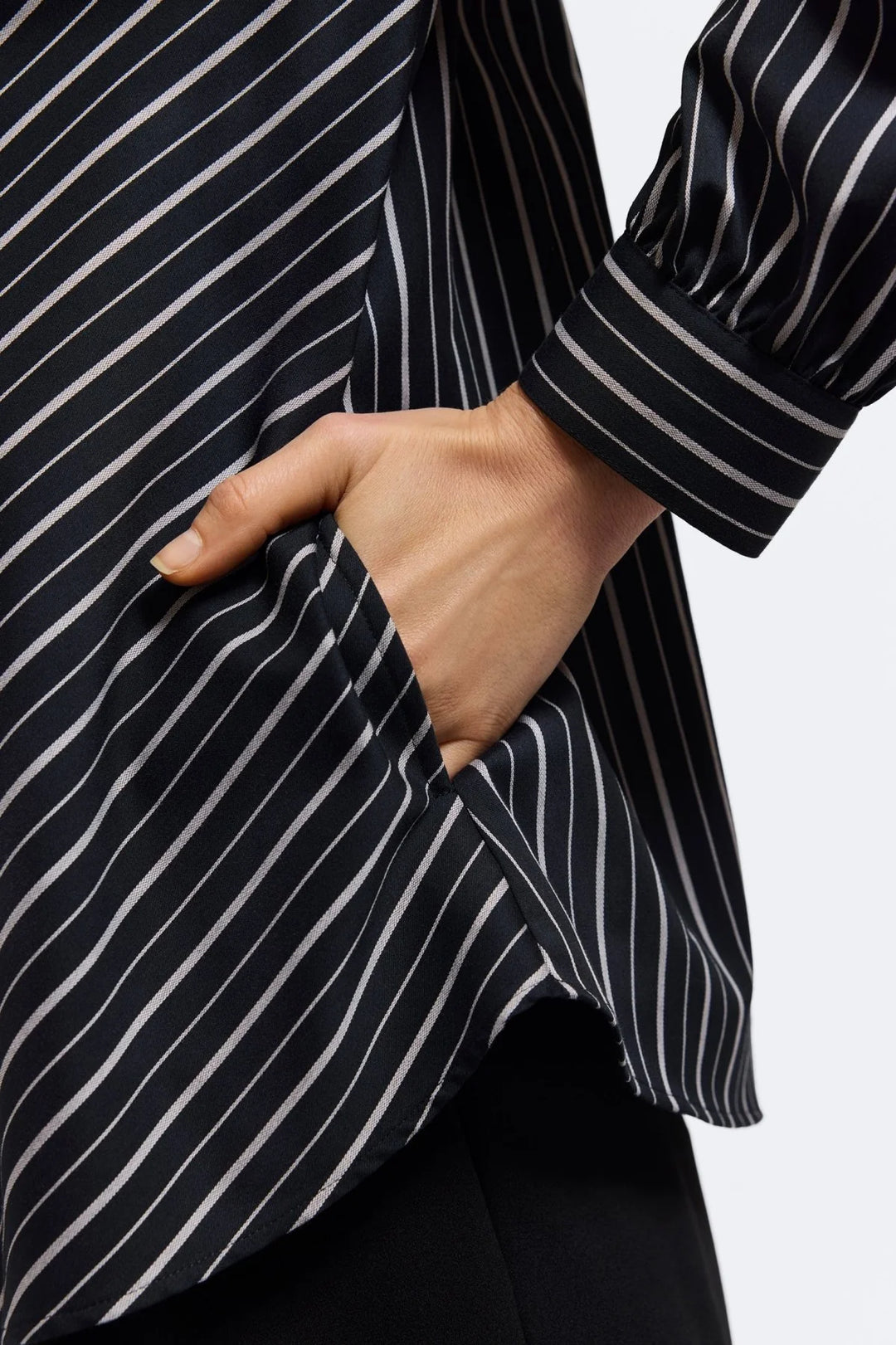 Foxcroft Daphne Blouse- Black and White Stripe