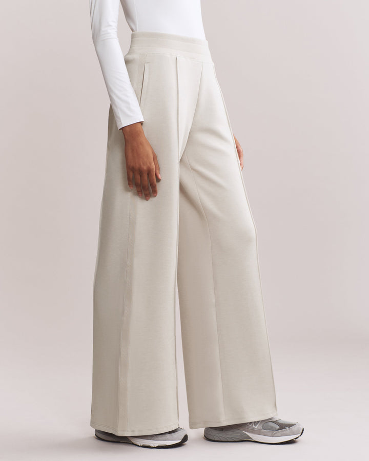 Rhone DreamGlow Pant- Sand