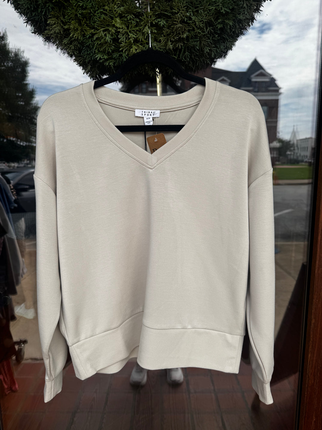 L/S V Neck Top