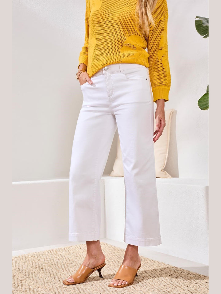 Tribal Audrey Hugging Wide Leg Crop Jean