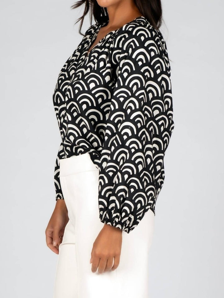 Sincerely Ours Blakely Top - Midnight Fan