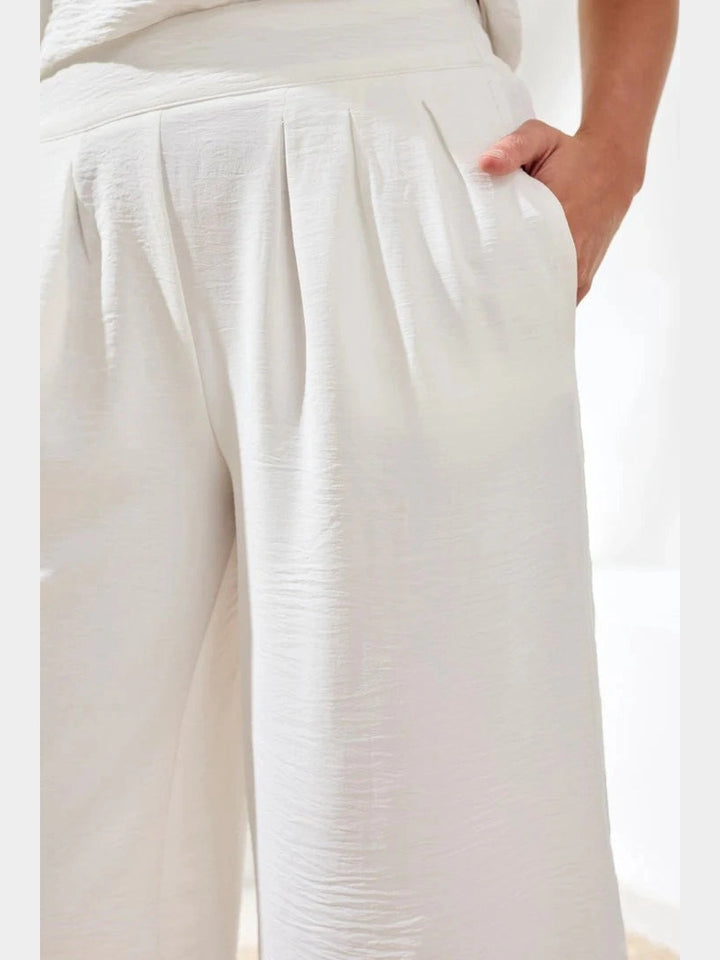 Flowy Crop Pant w/ Elastic Waist