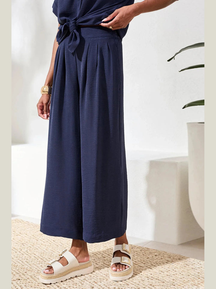 Flowy Crop Pant w/ Elastic Waist