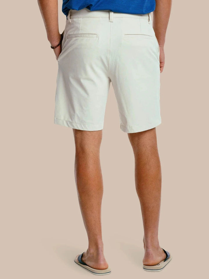 Southern Tide brrr-die Performace Short 8"