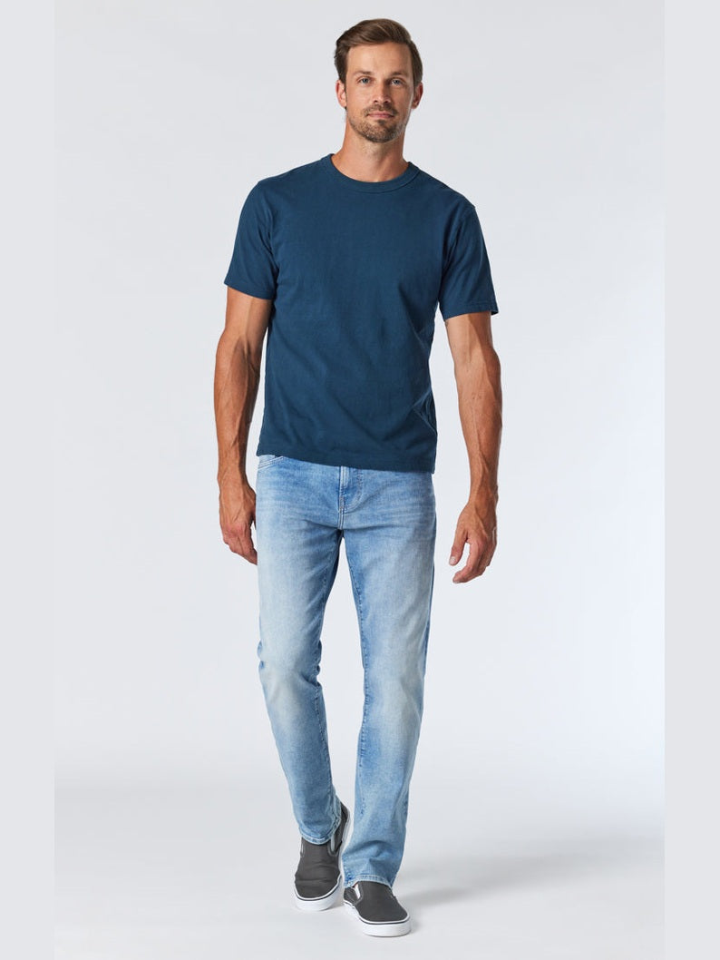 Zach Straight Leg Jeans