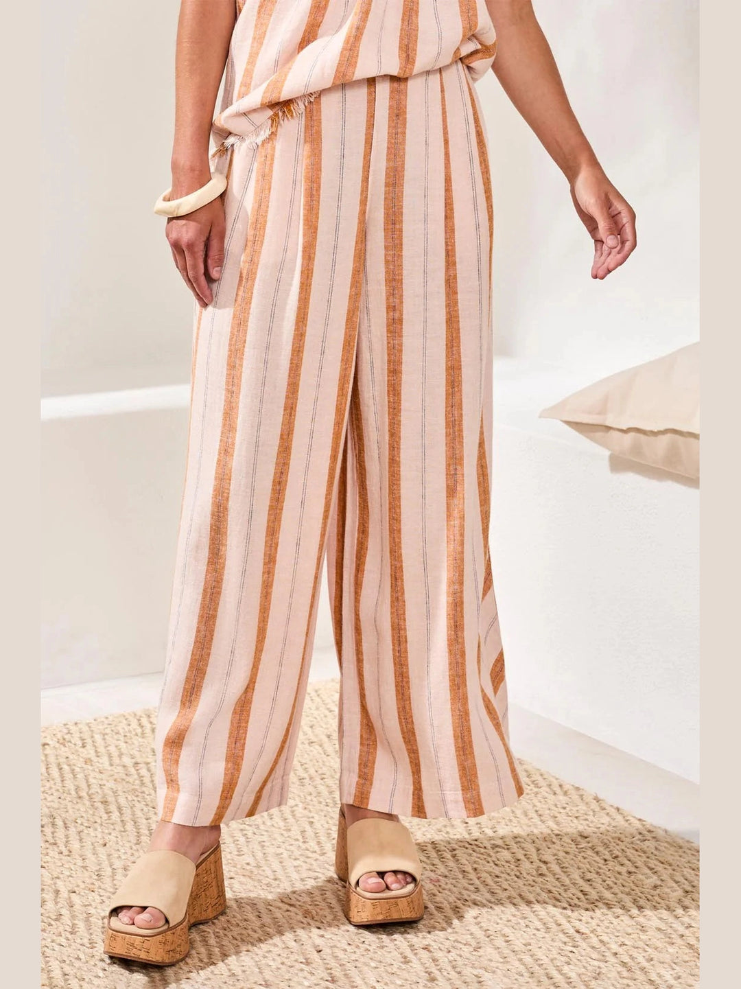 Flowy Wide-Leg Pants w/ Pockets - Sahara Beige