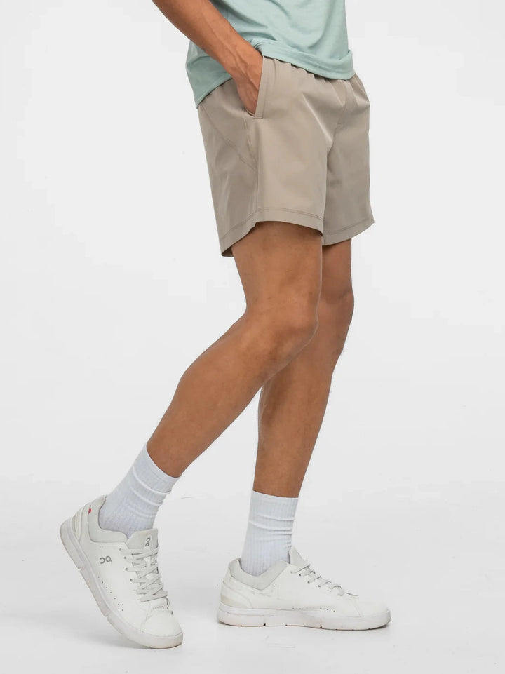 Southern Shirt Everyday Hybrid Short
