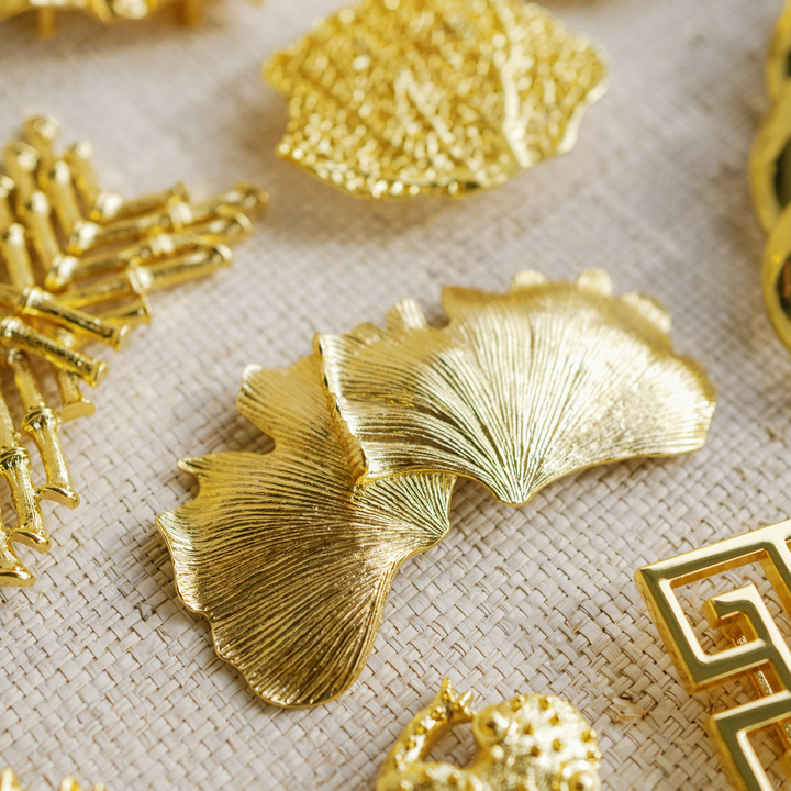 Garland Gold Interchangeable Belt Buckle-Ginko