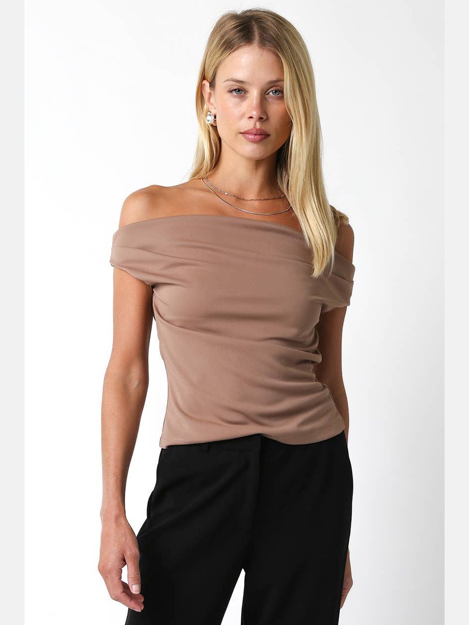 Macey Off-Shoulder Fitted Top
