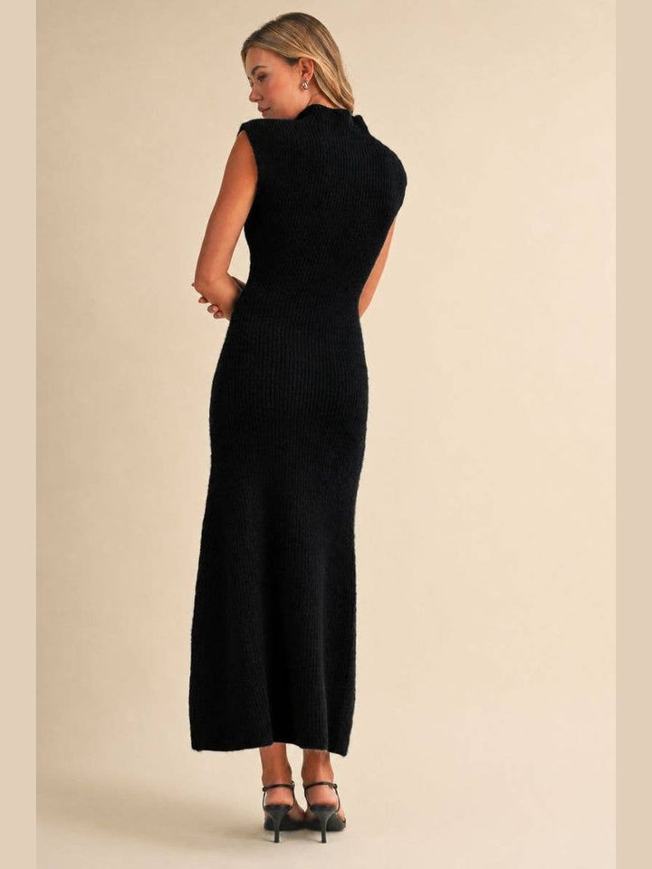 SLEEVELESS TURTLENECK SWEATER MIDI DRESS